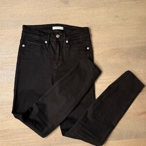 Good American Good Legs Crop Skinny Pants, size 25, solid black